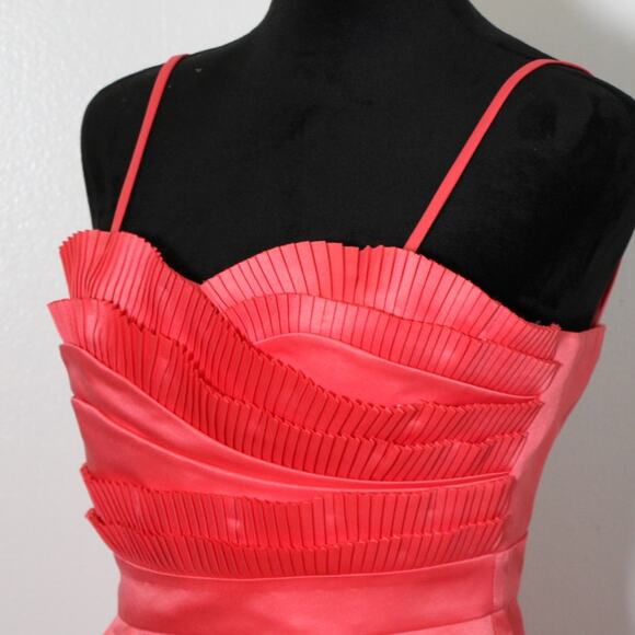 CALVIN KLEIN Coral Ruffle Sheath Dress, Size 2 - Picture 4 of 10